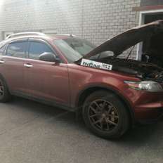 Infiniti FX37 проходит водородную очистку двигателя