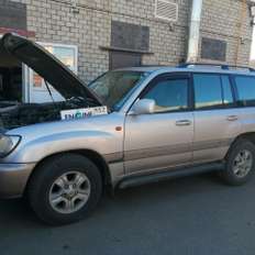 Toyota Land Cruiser 100 проходит водородную очистку двигателя