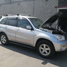 Toyota RAV4 проходит водородную очистку двигателя