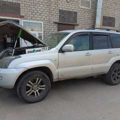 Toyota Land Cruiser Prado на водородной очистке двигателя в компании ВОДОРОДОФФ (ранее Водород+ НН) Toyota Land Cruiser Prado проходит водородную очистку двигателя