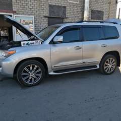 Toyota Land Cruiser 200 на водородной очистке двигателя в компании ВОДОРОДОФФ (ранее Водород+ НН) Toyota Land Cruiser 200 проходит водородную очистку двигателя