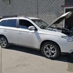 Mitsubishi Outlander    проходит водородную очистку двигателя