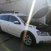 Volkswagen Passat проходит водородную очистку двигателя