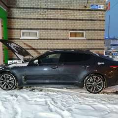 Киа Стингер проходит водородную очистку двигателя