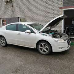 Peugeot 506 на водородной очистке двигателя в компании ВОДОРОДОФФ (ранее Водород+ НН) Peugeot 506 проходит водородную очистку двигателя